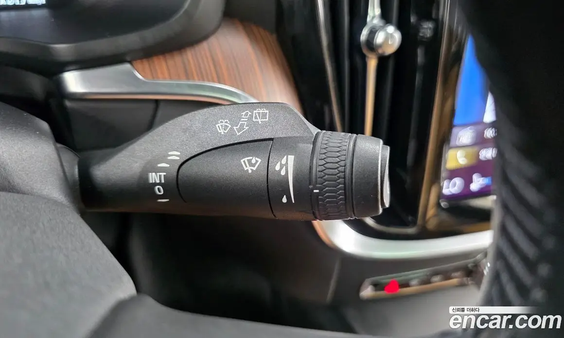 Volvo V60 2021 2.0 автомат (гидро), фото 28