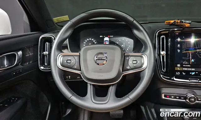 Volvo XC40 2022 2.0 автомат (гидро), миниатюра 11