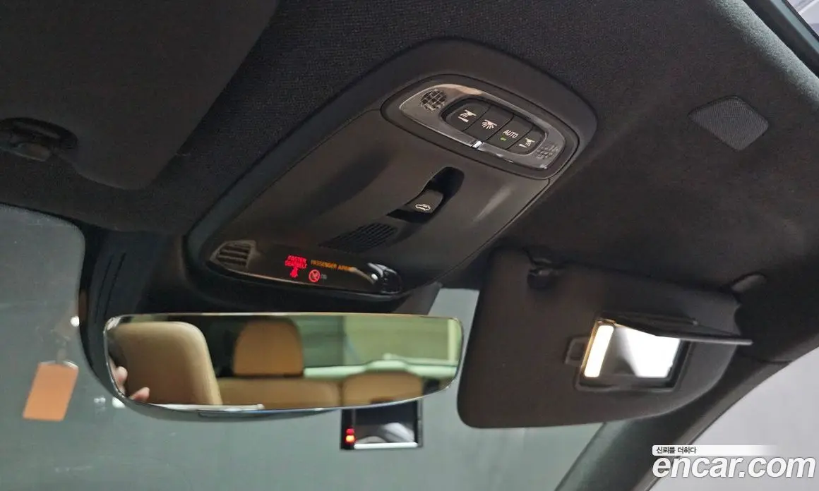 Volvo XC40 2022 2.0 автомат (гидро), фото 16