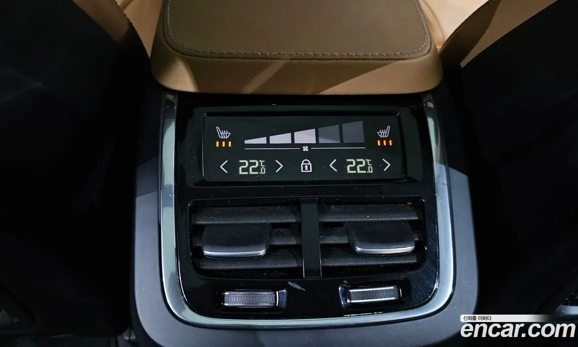 Volvo XC90 2022 2.0 автомат (гидро), фото 36