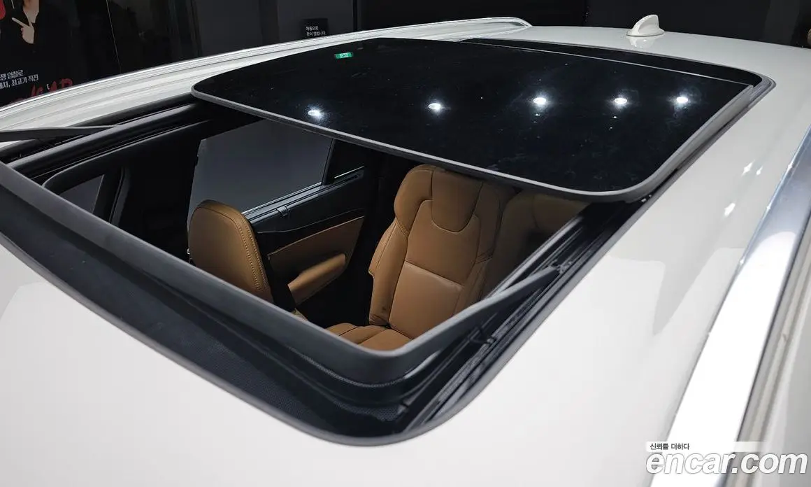 Volvo XC90 2022 2.0 автомат (гидро), фото 40