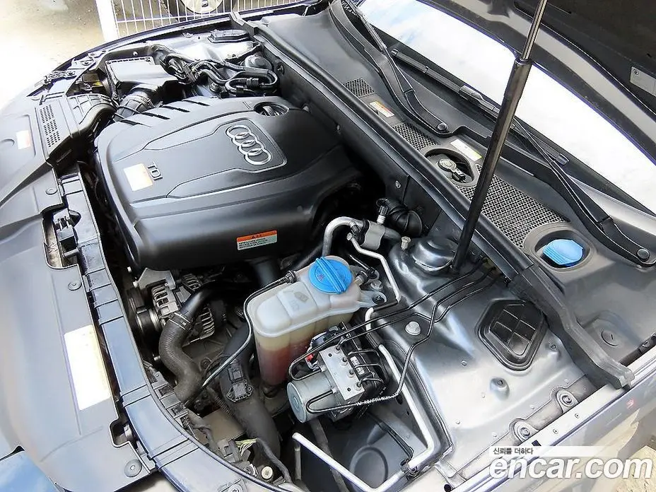Audi A4 2014 2.0 автомат (гидро), фото 17