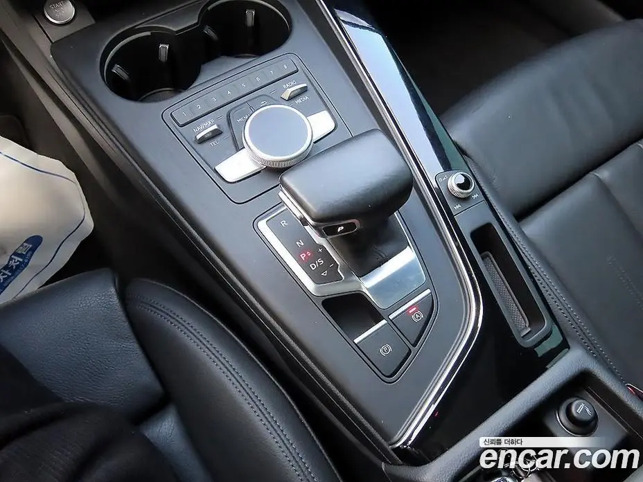 Audi A5 2019 2.0 автомат (гидро), фото 11