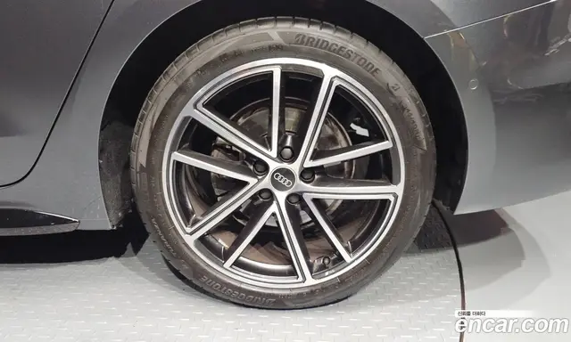 Audi A5 2025 2.0 автомат (гидро), миниатюра 7