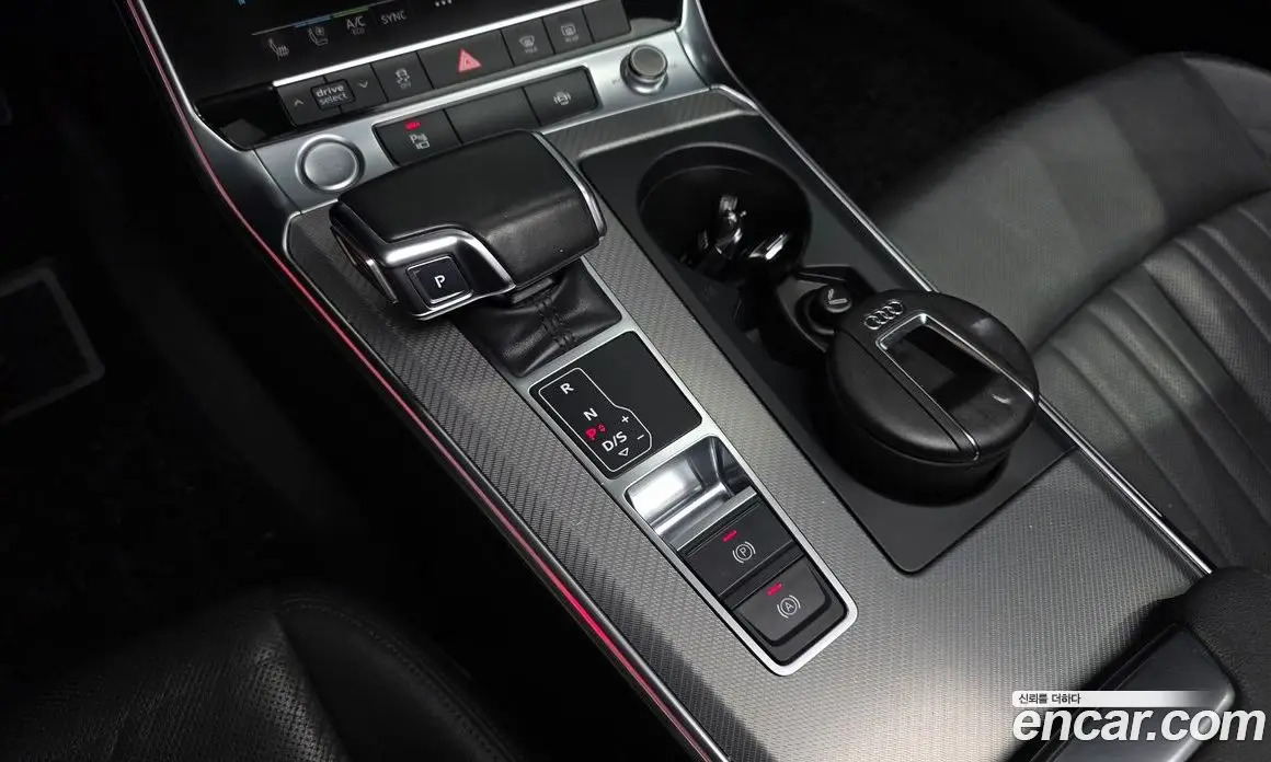 Audi A6 2020 2.0 автомат (гидро), фото 9