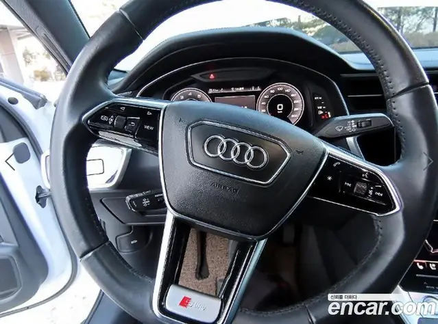 Audi A6 2020 2.0 автомат (гидро), миниатюра 8