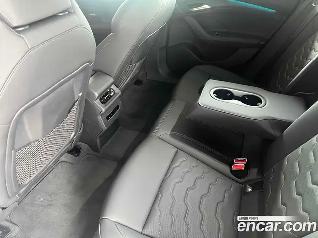 Audi A6 e-tron 2025 автомат (гидро), миниатюра 9