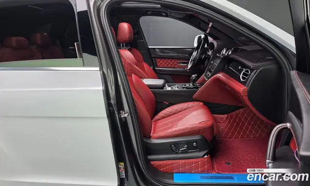 Bentley Bentayga 2018 6.0 автомат (гидро), миниатюра 11 Bentley Bentayga 2018 6.0 автомат (гидро), миниатюра 11