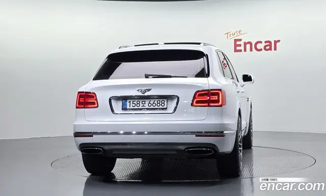 Bentley Bentayga 2018 6.0 автомат (гидро), миниатюра 4 Bentley Bentayga 2018 6.0 автомат (гидро), миниатюра 4