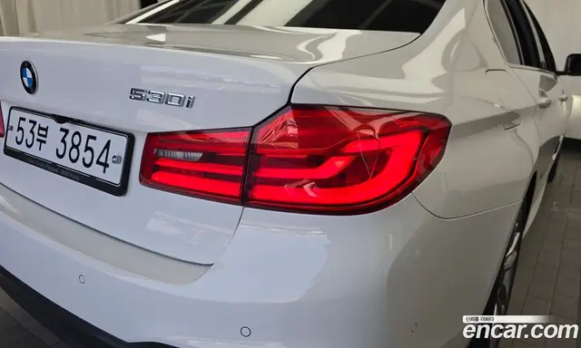 BMW 5 серия 2018 2.0 автомат (гидро), миниатюра 9