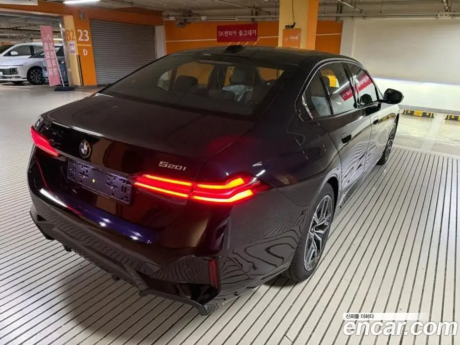 BMW 5 серия 2026 2.0 автомат (гидро), фото 11