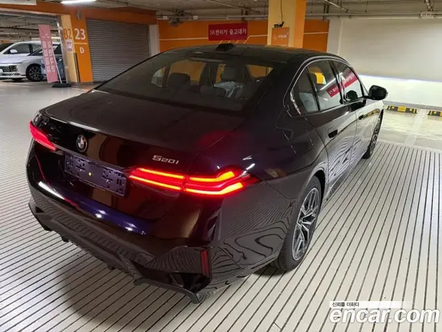 BMW 5 серия 2026 2.0 автомат (гидро), миниатюра 11