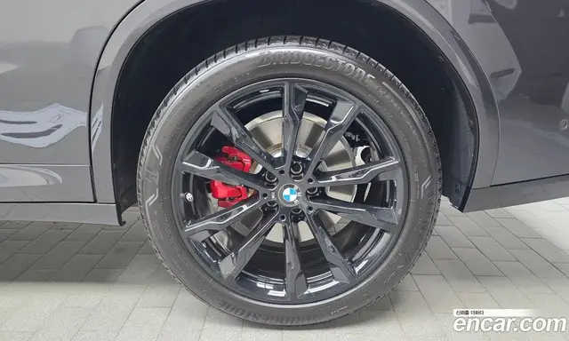 BMW X4 2025 2.0 автомат (гидро), миниатюра 7