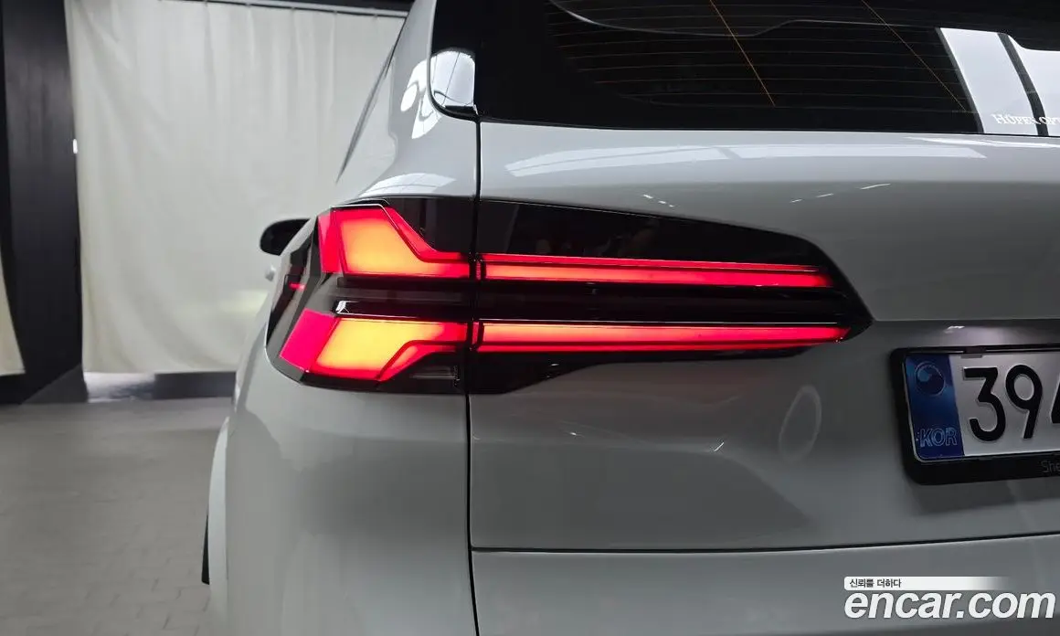 BMW X5M 2024 4.4 автомат (гидро), фото 9