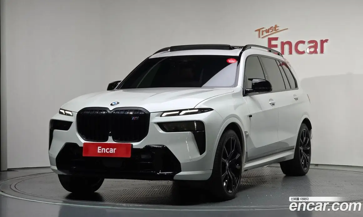 BMW X7 2023 4.4 автомат (гидро), фото 1