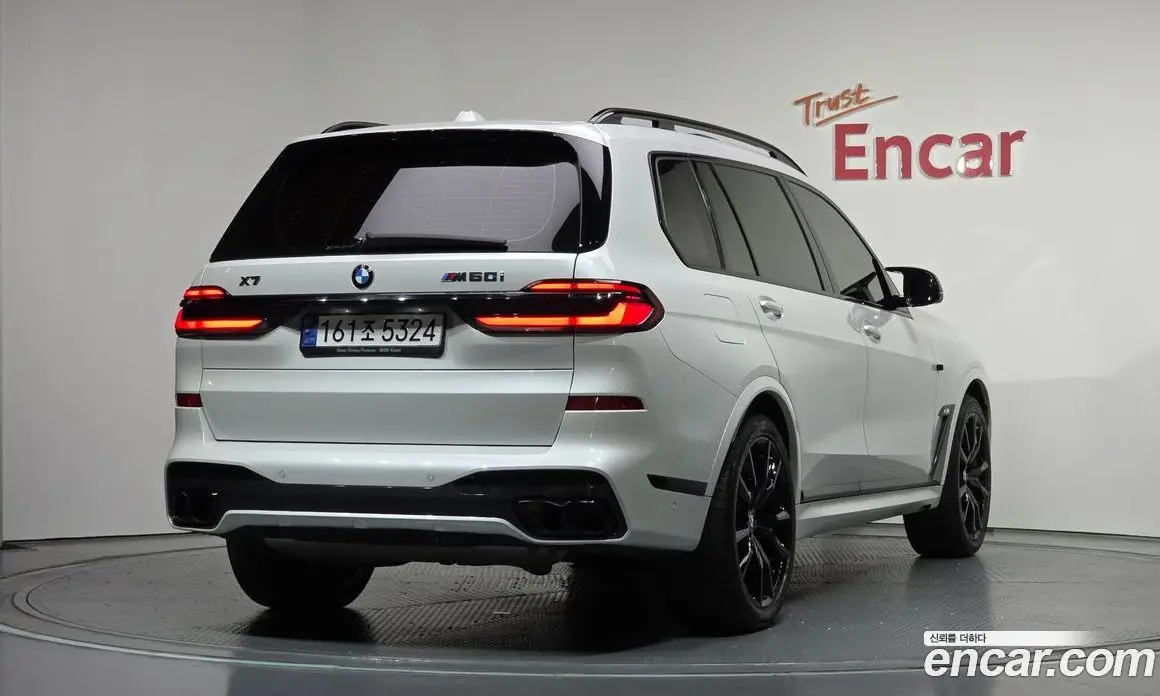 BMW X7 2023 4.4 автомат (гидро), фото 2