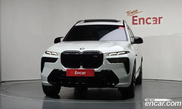 BMW X7 2023 4.4 автомат (гидро), миниатюра 3