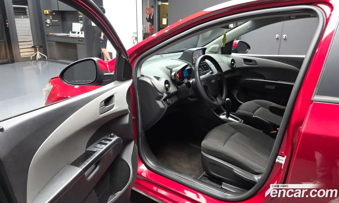 Chevrolet Aveo 2013 1.6 автомат (гидро), фото 13