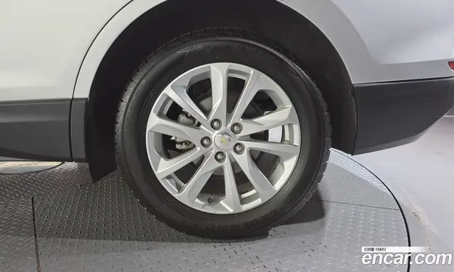 Chevrolet Equinox 2018 1.6 автомат (гидро), миниатюра 7