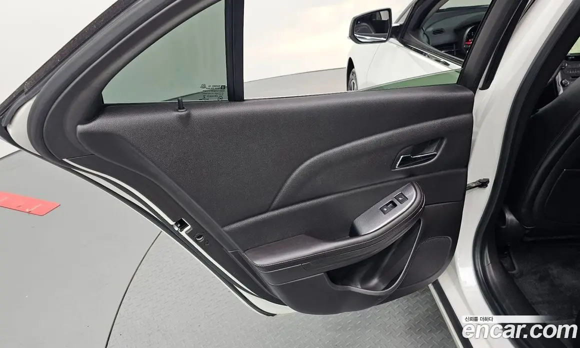 Chevrolet Malibu 2015 2.0 автомат (гидро), фото 15