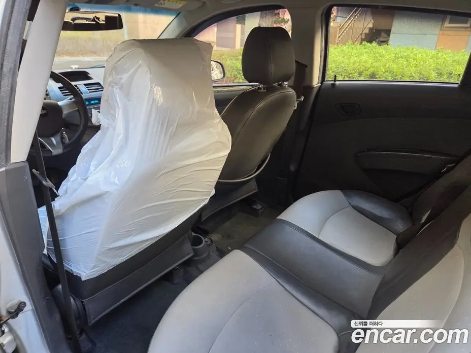 Chevrolet Spark 2011 1.0 автомат (гидро), фото 9