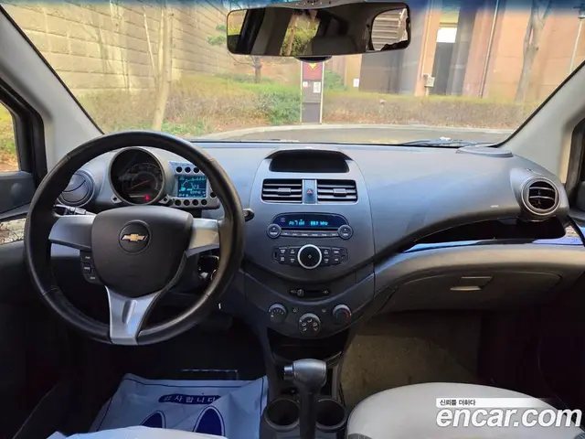 Chevrolet Spark 2011 1.0 автомат (гидро), миниатюра 10