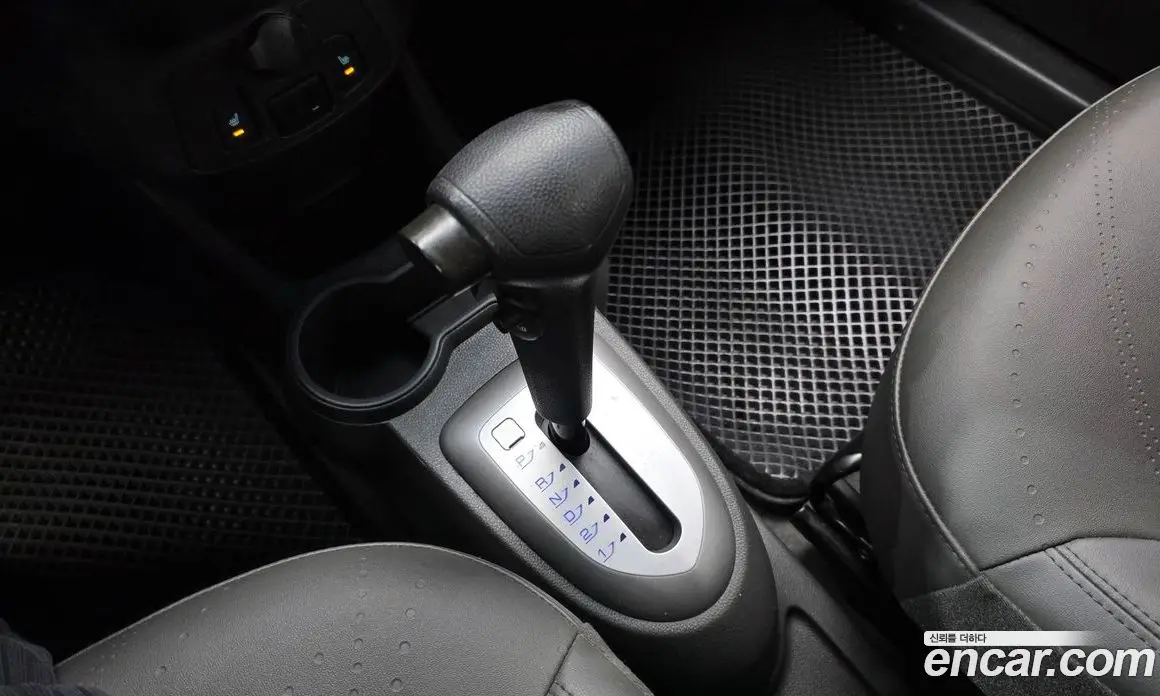 Chevrolet Spark 2014 1.0 автомат (гидро), фото 11