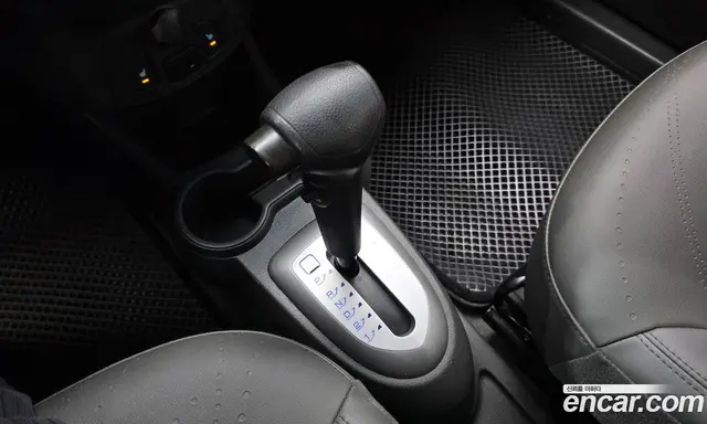 Chevrolet Spark 2014 1.0 автомат (гидро), миниатюра 11