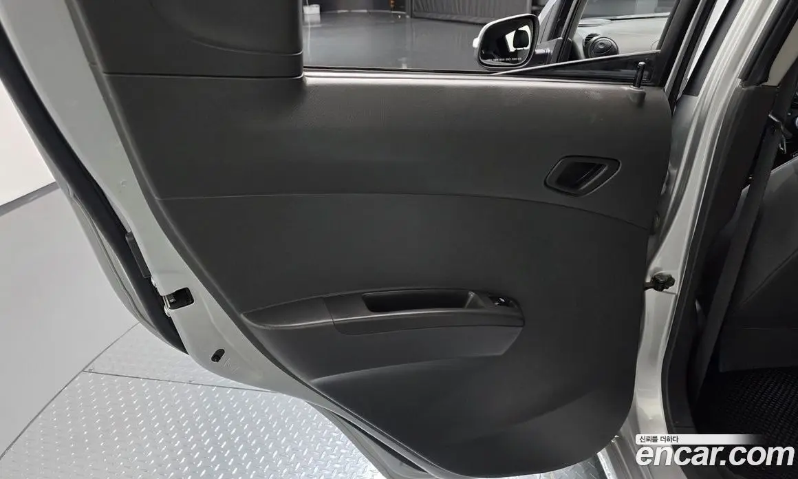 Chevrolet Spark 2014 1.0 автомат (гидро), фото 14