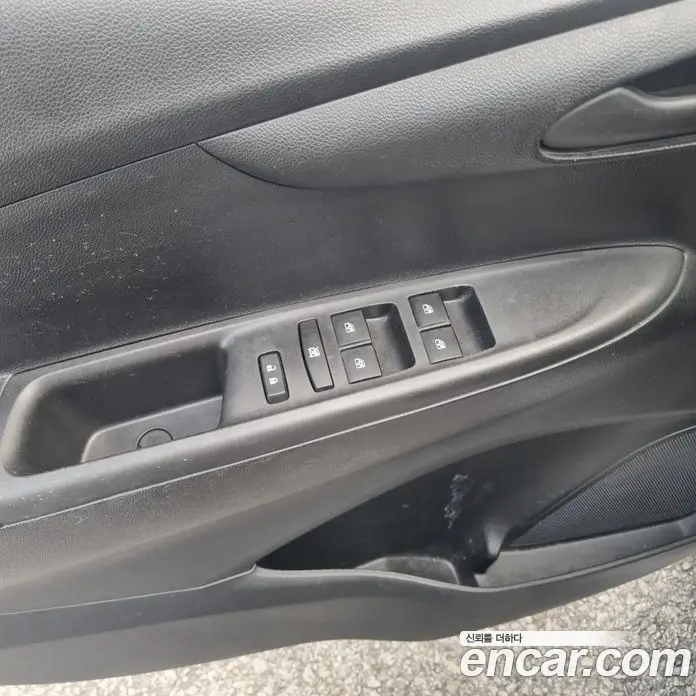 Chevrolet Spark 2018 1.0 автомат (гидро), фото 12