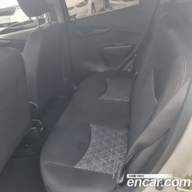 Chevrolet Spark 2018 1.0 автомат (гидро), миниатюра 10