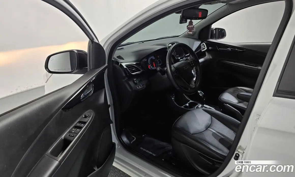 Chevrolet Spark 2020 1.0 автомат (гидро), фото 13