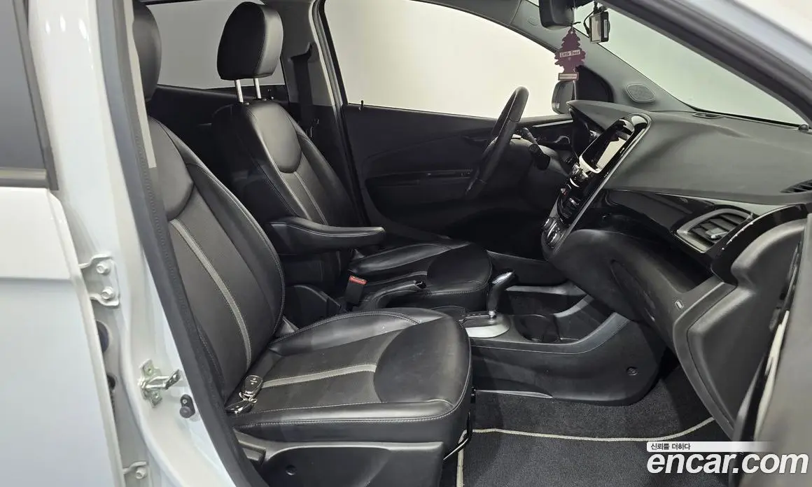 Chevrolet Spark 2020 1.0 автомат (гидро), фото 16