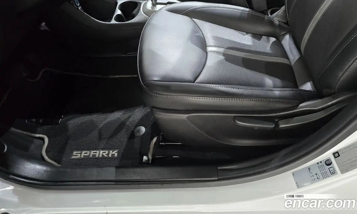 Chevrolet Spark 2020 1.0 автомат (гидро), фото 27