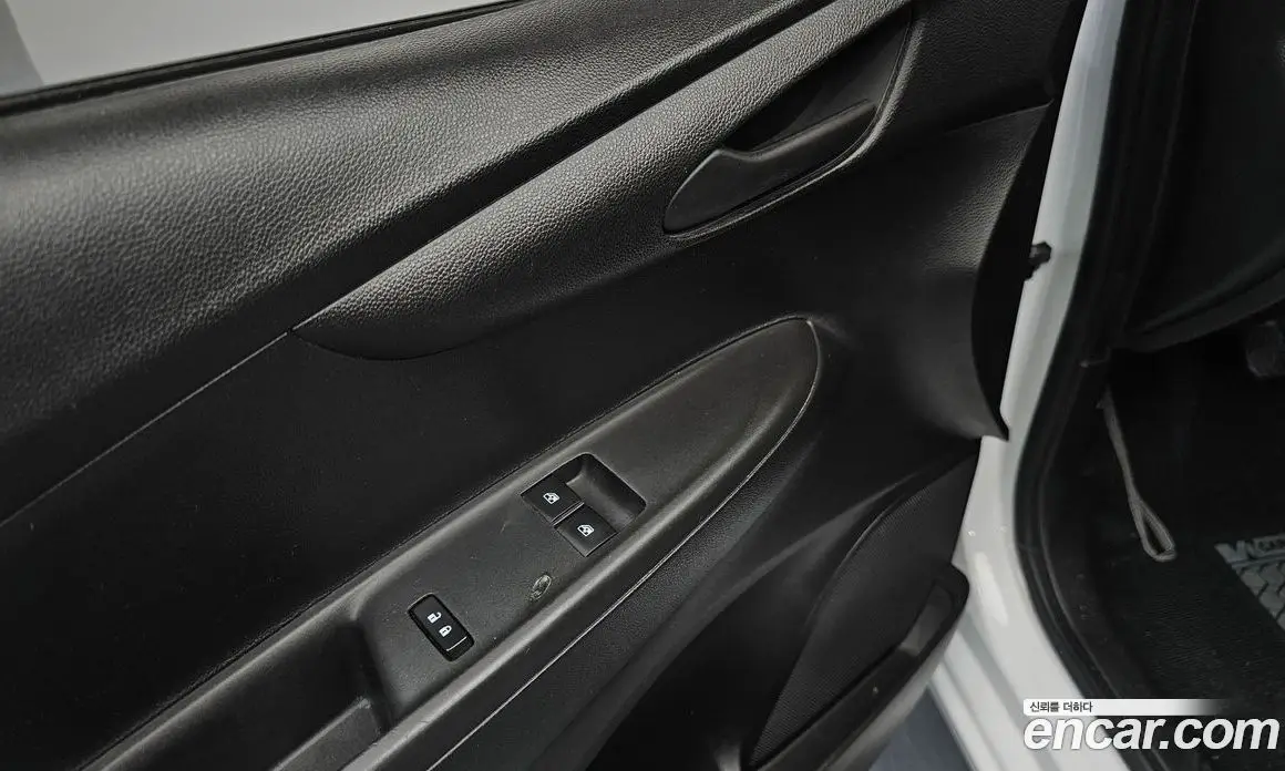 Chevrolet Spark 2020 1.0 автомат (гидро), фото 13