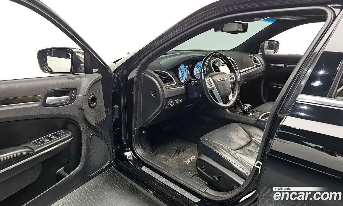 Chrysler 300C 2013 3.6 автомат (гидро), фото 10 Chrysler 300C 2013 3.6 автомат (гидро), фото 10
