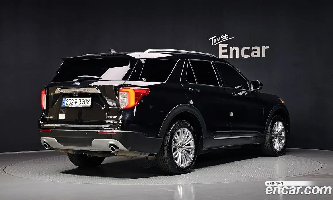 Ford Explorer 2021 2.3 автомат (гидро), фото 2