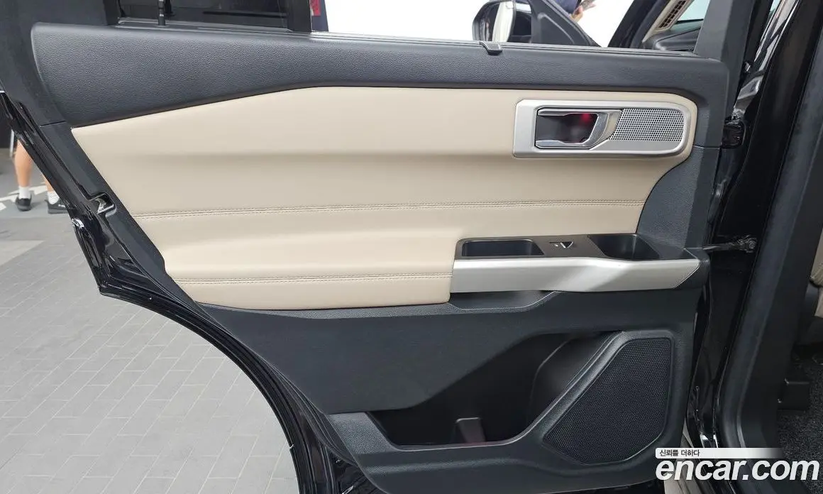 Ford Explorer 2021 2.3 автомат (гидро), фото 15