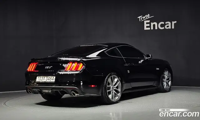 Ford Mustang 2016 5.0 автомат (гидро), миниатюра 2