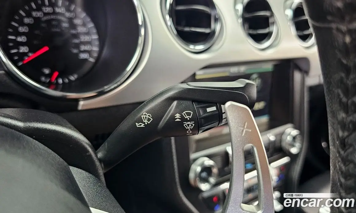 Ford Mustang 2016 5.0 автомат (гидро), фото 18