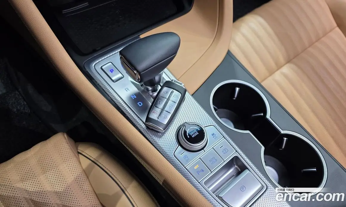 Genesis G70 2023 2.0 автомат (гидро), фото 12