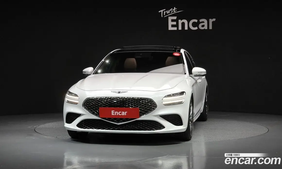 Genesis G70 2023 2.0 автомат (гидро), фото 3