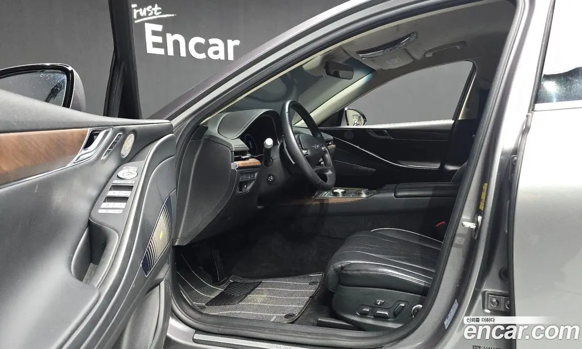 Genesis G80 2023 0.2 автомат (гидро), фото 10
