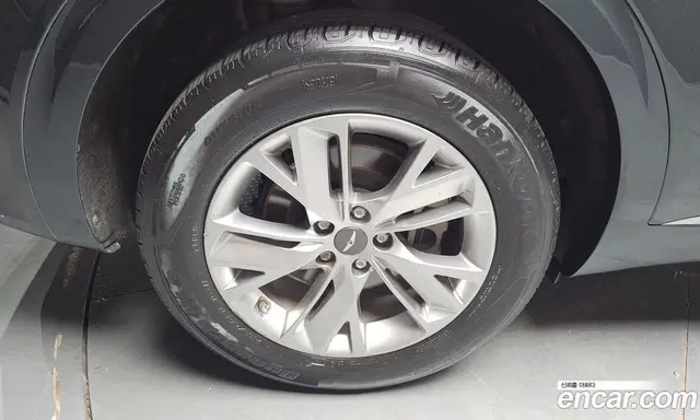 Genesis GV70 2021 2.2 автомат (гидро), миниатюра 5