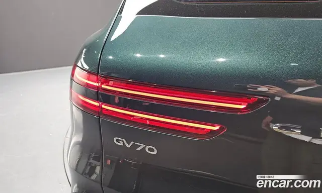 Genesis GV70 2021 2.2 автомат (гидро), миниатюра 9