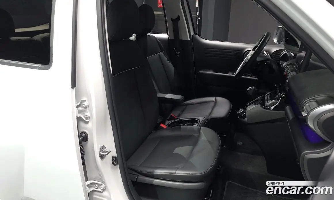 Hyundai Casper 2024 1.0 автомат (гидро), фото 17