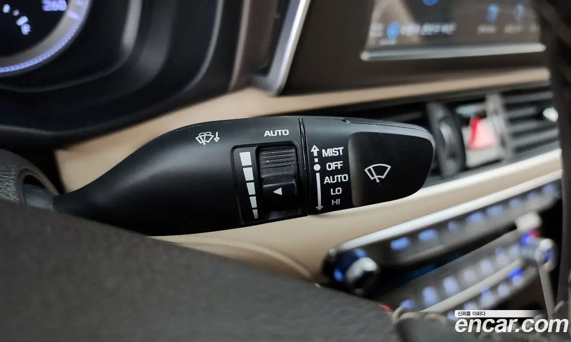Hyundai Grandeur 2019 2.4 автомат (гидро), фото 24