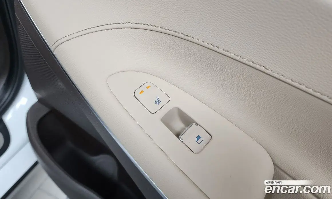 Hyundai Grandeur 2019 2.4 автомат (гидро), фото 25