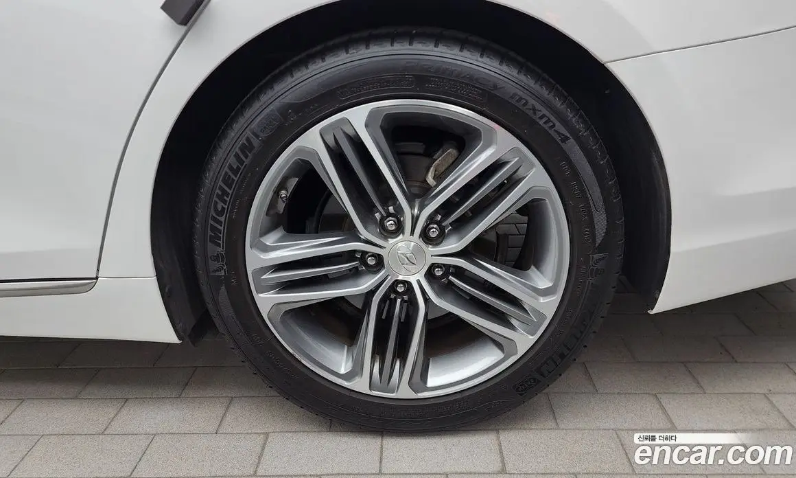 Hyundai Grandeur 2019 2.4 автомат (гидро), фото 7