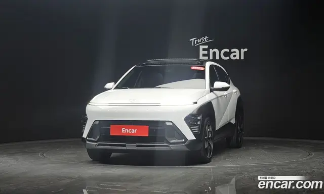 Hyundai Kona 2023 1.6 автомат (гидро), миниатюра 2